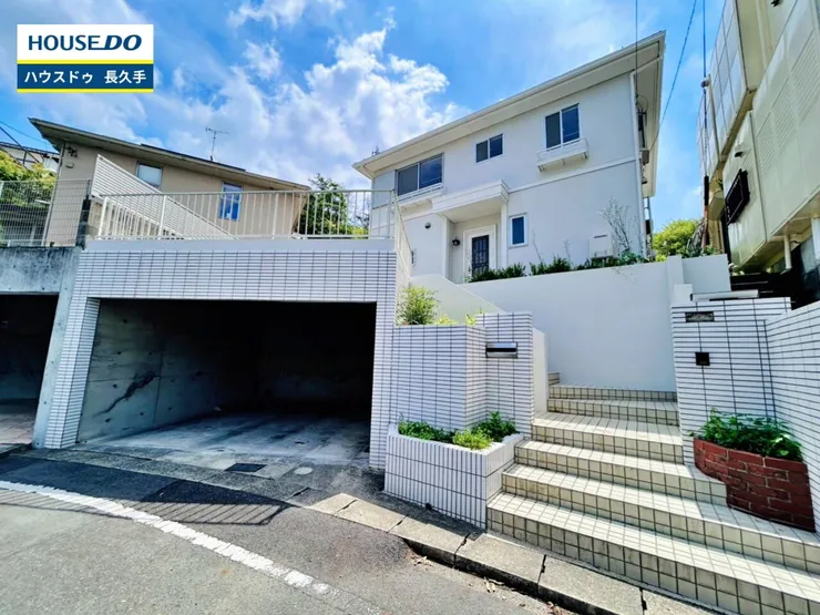 04831155exterior2L