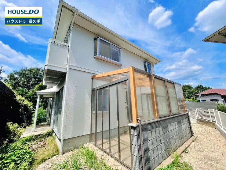 04831155exterior3L