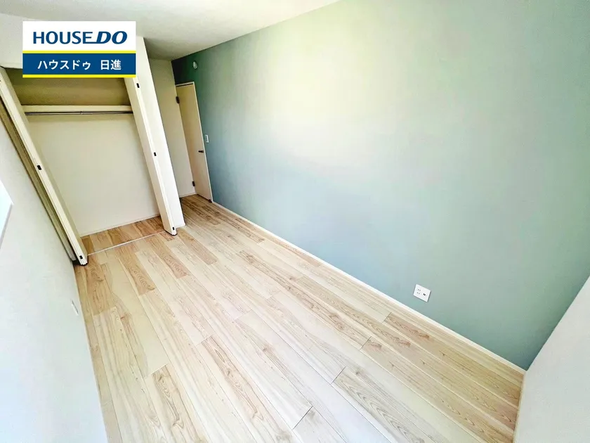 03946524exterior14L